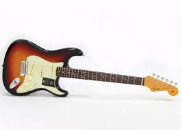 Fender フェンダー American Vintage II 1961 Stratocaster 3-Color Sunburst USA  アメリカン・ビンテージ ストラトキャスター 送料無料! | ワタナベ楽器店 ONLINE SHOP