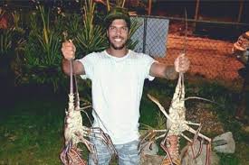 1 small , minute , short ; à¤¸ à¤¶à¤² à¤® à¤¡ à¤¯ à¤ªà¤° à¤µ à¤¯à¤°à¤² à¤¹ à¤ˆ à¤‰à¤® à¤¶ à¤¯ à¤¦à¤µ à¤• à¤¡à¤° à¤µà¤¨ à¤¤à¤¸ à¤µ à¤° Umesh Yadav S Horror Picture On Social Media