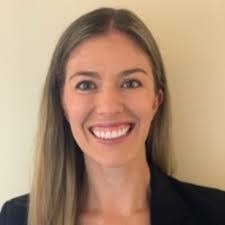 Kelly Barker's Instagram, Twitter & Facebook