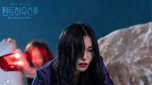 Jenny akhirnya mengutarakan isi hati dan ketakutannya pada ro na. Sinopsis The Penthouse Season 3 Episode 8 Dan Cara Nonton
