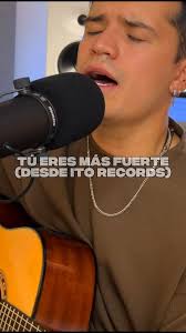 Este es el último video del año, y quiero cerrar este ciclo con broche de  oro acompañado de la gran voz y presencia de @l.val_r.a a quien agradezco  infinitamente el haberme acompañado