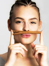 15 prekvapivých FAKTOV o ŠKORICI, o ktorých ste netušili. A ľúbia ju aj  vaše kvety!