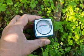 If possible, get yourself a willing assistant. Checking For Soil Moisture Content How To Measure Soil Moisture In The Garden