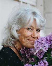 Helen Kay Pease Russell (1950-2023)