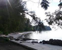 Sungai batu is situated southeast of kampung teluk kumbar. Homestay In Penang Sungai Batu Has Housekeeping Included And Private Yard Updated 2021 Tripadvisor Teluk Kumbar Vacation Rental