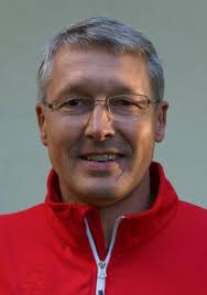 Oliver Zeidler beweist seine Stärke, auch Alexandra Föster steht im  Einer-Finale