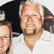 Olivia Rogers and Ross Howatt's Wedding Website