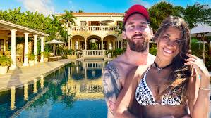 Lionel andrés messi, conocido como leo messi, es un futbolista famoso nacido el 24 de junio de 1987 en rosario, argentina. El Verano De Lujo De Messi Y Antonella A 13 500 Euros Por Noche En Una Mansion Del Caribe