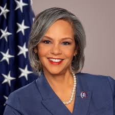 Representative Robin Kelly leads the charge for PEPFAR Reauthorization