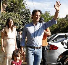 Sacudida Politica En Colombia