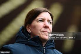 772,849 Professional Looking Women Stock Photos, High-Res Pictures, and  Images