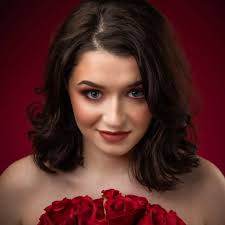 Gemma Ross: Makeup Artist (@MUA.GemmaRoss) • Facebook