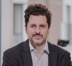 Joel Perlman's Instagram, Twitter & Facebook