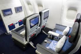 The majority of flights to hawaii are on 737, 757 and a few 767 aircraft all with standard domestic first seats. Aboard Delta S First Retrofitted 767 400er With Brand New Delta One Seats