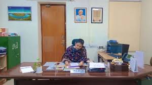 Aug 11, 2021 · justin fields signed a 4 year, $18,871,957 contract with the chicago bears, including a $11,085,060 signing bonus, $18,871,957 guaranteed, and an average annual salary of $4,717,989. Ias Officer S Salary Here S How Much Ias Officer Earns As Salary After Cracking Upsc