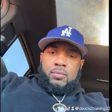 Darryl Laster's Instagram, Twitter & Facebook