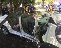 The clark county sheriff's office said both victims were in the vehicle when it hit the tree on northeast lucia. One Hospitalized After Car Crashes Into Tree Montgomery Community Media