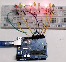 Traffic light controller interfacing with spartan6 fpga kit. Arduino Traffic Light Controller Project With Circuit Diagram And Code