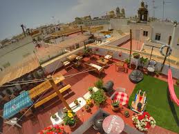 Cadiz inn backpackers is located in old town district next to cadiz roman theater. Spanish Galleon Lodge Cadiz Updated 2021 Prices