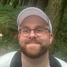 Manuel Matuzović: "36 today! 🥳 Selfie. I'm weari…"