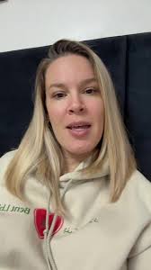 Niqab Fashion and Muslim Identity in Dubai