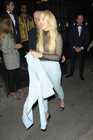 Her father, donald, had another daughter, tiffany trump, with his second wife, marla maples, in october 1993. Tiffany Trump Looks Worse For Wear As She Leaves Bar With Mum Marla Maples Aktuelle Boulevard Nachrichten Und Fotogalerien Zu Stars Sternchen
