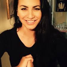 Amanda Ashton's Instagram, Twitter & Facebook