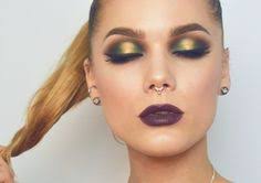 Discover 20 Grape Inspired Makeup Look and Green and Purple Eye Shadow  Ideas