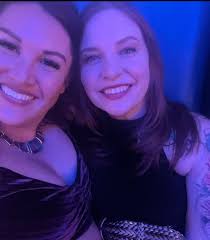 Last minute mani/pedi near Hilton Convention Center?