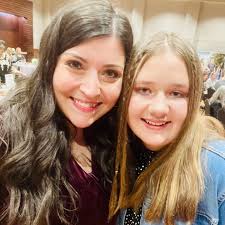 Author Laurie Tomlinson