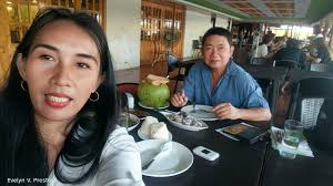 After Students Orientation meeting😍 foodtrip with my Mentor and my advisor  Sir Elvin Saingan so much appreciated sa treat sir😍🥰😍 Meeting for new  Vouchers coming soon😍🥰