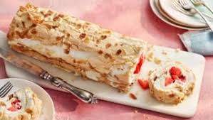 Cardamom Pistachio And Coffee Swiss Roll Recipe Recipe Roulade Recipe Meringue Roulade Strawberry Meringue