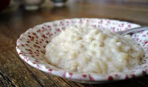 Un Riz Au Lait Onctueux Cremeux Et Delicieux En 2020 Riz Au Lait Recette Riz Au Lait Recettes De Cuisine