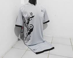 Dengan itu anda bisa gunakan gambar yang akan admin sampaikan untuk update status, beckground serta medsos kamu. Jersey Setelan Voli Kaos Sepak Bola Kostum Baju Futsal Seragam Olahraga Voli Running Badminton Tenis Jersey Team Termurah Terlaris Desain Baru 2019 Lazada Indonesia