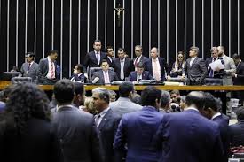 Por isso a sua ocorrência se dá a cada no ano de 2018, o primeiro de utilização do referido fundo eleitoral, seu valor foi de r$ 1,7 bilhão. Congresso Aprova Orcamento Com Fundo Eleitoral De R 2 Bilhoes Para 2020 Noticias Portal Da Camara Dos Deputados