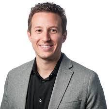 Max Lynch's Instagram, Twitter & Facebook