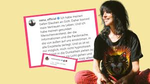 1 day ago · sängerin nena ist nach ihren äußerungen zur querdenkerbewegung und den vorfällen in kassel in die kritik geraten. Wird Jetzt Auch Noch Nena Zur Corona Leugnerin Wmn