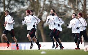 22 6 K Mentions J Aime 237 Commentaires Ac Milan Acmilan Sur Instagram The Have Started Preparations For The Last Uel Gr Ac Milan Milan Instagram