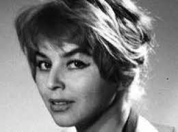 Dom stanisława dygata i kaliny jędrusik fot maciej jeziorek / polskapresse zobacz galerię (3 zdjęcia) ale legenda jest dla nich łaskawa i wciąż znajduje kolejnych zachwyconych ornamentatorów 20 Rocznica Smierci Kaliny Jedrusik Dzieje Pl Historia Polski