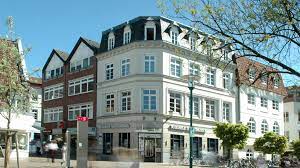 Gemeinsam mit den spezialisten der genossenschaftlichen finanzgruppe volksbanken raiffeisenbanken ﻿ zur navigation springen (enter drücken) zum hauptinhalt springen (enter drücken) unsere inhalte lade. Geldautomat Rendsburg Vr Bank Schleswig Mittelholstein Eg Rendsburg Schiffbruckenplatz 14 Offnungszeiten Angebote