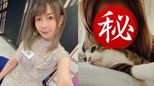 女星 簡愷樂 （ 蝴蝶姊姊 ）和「 小豬 」 羅志祥 因合作主持傳出緋聞，兩人不但被爆出一同出國旅遊，前年女方生日時羅志祥還高調開包廂幫她慶祝，不過日前卻有. é˜¿æ¨‚ç´ é¡é•·é€™æ¨£ çœŸå¯¦è†šæ³æ›å…‰ç¶²å…¨å‚»äº† æ±æ£®æœ€å³æ™‚æœ€å¿«é€Ÿæ–°èž