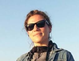 Kara Fox's Instagram, Twitter & Facebook