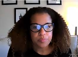 Naomi Walker's Instagram, Twitter & Facebook