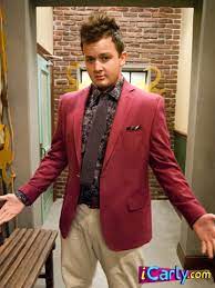 Fear not, folks… actor noah munck, best known for playing gibby on nickelodeon's hit teen comedy series icarly, is not dead. Gibby Gibson Gibby The Show Wiki Fandom