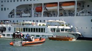 The company said that the ship had been accompanied by two tugboats when it hit the wharf and the smaller boat at san basilio. Msc Cruise Ship Crashes Into Uniworld Ship At Venice Dock Following Mechanical Failure