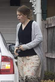 The amount she owes has since ballooned to $500,000 in fines, penalties and interest. All A Bit Tiring Belle A Dishevelled Cancer Faker Gibson Yawns As She Prepares To Face Court Daily Mail Online