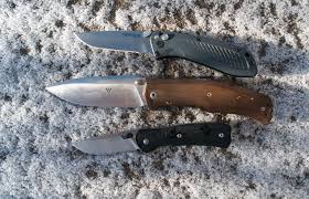 canadian law bans many folding knives
