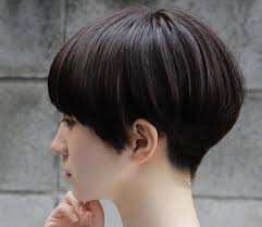 髪型はベリーショートでおしゃれに人気のスタイルをチェック