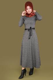 Minik Kareli Tesettur Elbise Siyah Urun Kodu Mdp4018 1 39 90 Tl Moda Stilleri Elbise Elbiseler