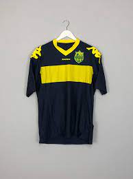 Compte officiel du football club de nantes • @fcnantesesports• @fcn_business• @fcn_academie• @fcn_feminines• @fcn_services. Cult Kits Nantes 2010 11 Third Shirt L Kappa